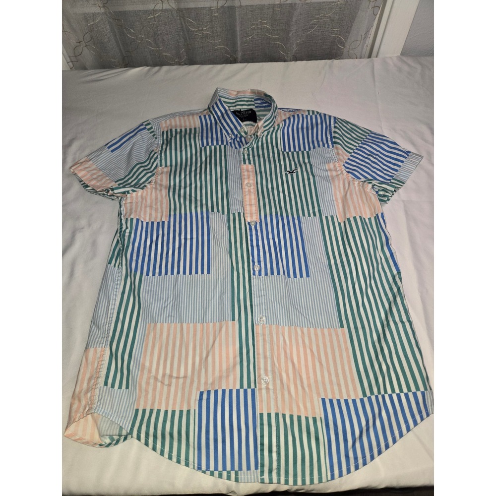 Hollister Button Up size L